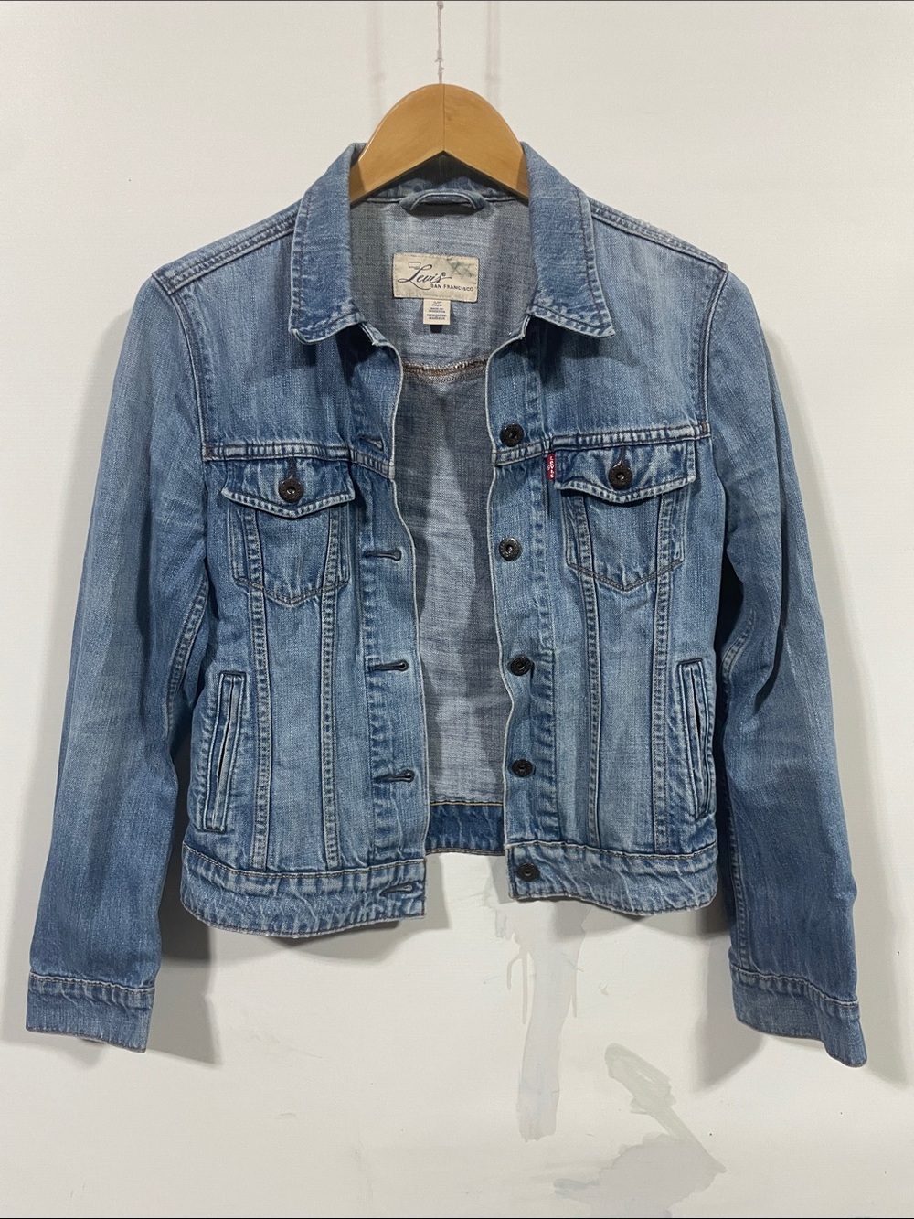 Levi's Light Blue Washed Denim Jacket - Women
